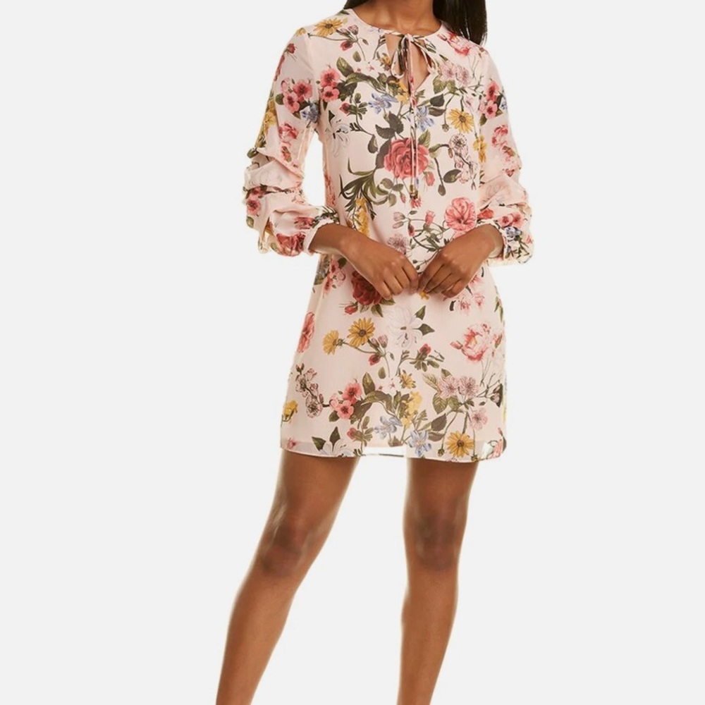 NWT Vince Camuto Dress